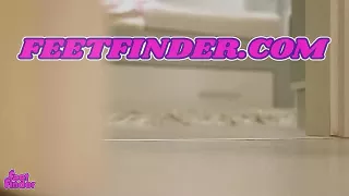 Tittenluder mit fettem Arsch lässt sich vögeln