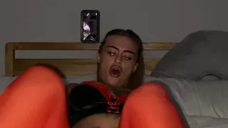 19 y.o Scottish slut fingers in moans quietly