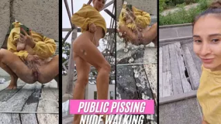 Selfie Shooting and Pee with Nice Flashing