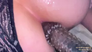 Real Couple Sticking Dildo in Until They Pee with Lust