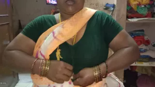 My neighbor's aunt called me when her husband was away, so I went and fingered her pussy.