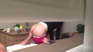 un voyeur matte ses voisins s envoyer en l air