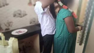 Desi step mom fucked in the kitchen,I fucked her to surprise while she is cooking..