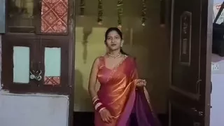 18 Years Old Neighbor's Girl Was Alone At Home Boy Went And Started Having Sex With Hindi Audio
