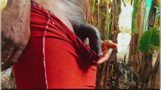 Man Goes Raw and Can't Hold Back His Load