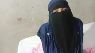 Hijabi bhabhi jaan was hungry for dick