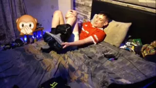 Pull My Trackies Down