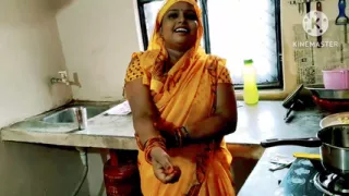 Stepmom&#039;s in the kitchen