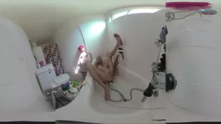 Lizzy Yum VR 2025 Dilating edging #3