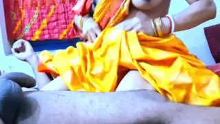 Indian Bhabhi Blowjob Show Boobs