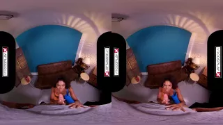 Ebony Mutant Babe Oya Wants Your Dick Professor - Vr Porn And Virtual Reality