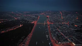 Hübsches Ebonygirl 18+ von weißem Schwanz gefickt