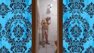 O Meu Banho Gostoso Com o Pau Duro 001