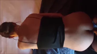 je la baise et lui pisse dessus