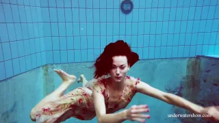 Martina Naked Beauty Underwater
