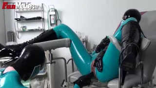 Latex Amateur - FunMovies