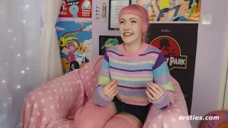 Exotic Evie Loves Masturbating In Silky Stockings