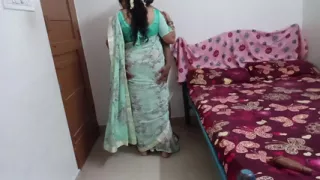 Saree sexy aunty come to sex with me