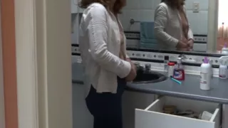 My sister-in-law loves showing off while she asks me to show her my cock and jerk off