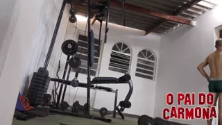 Camera films naked crown at the gym