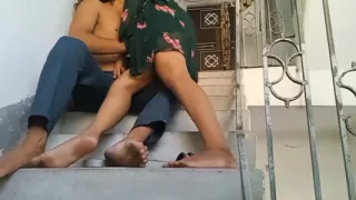 The Mechanic Fucked the Owner's Stepdaughter in the Bathroom