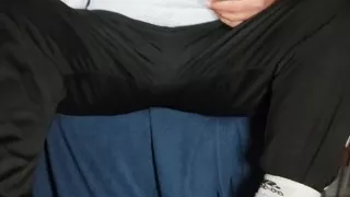 The Dregsau Dj-bro Pisses in His Pants.