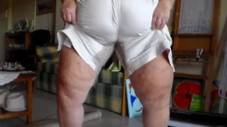 Jen is peeing it all in her shorts