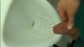 Teen Pisses 5 Times at the Public Toilets in One Day Challenge