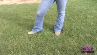 Hot cowgirl gets naked in Iowa