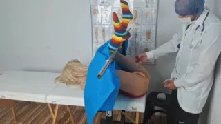 Clandestine Gynecologist Didn't Know He Was Being Filmed!