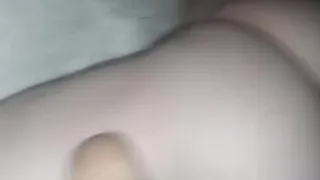 Spreading legs for meeting