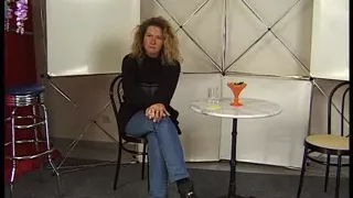 Brunette mature lady blows hard wang at the casting