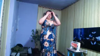 Hot Dancing with a Hot Girl in a Good Mood