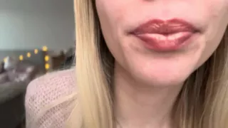 Mouth sounds - no talking - ASMR