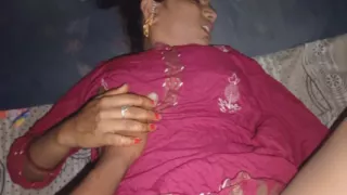 Desi bhabhi ko pela