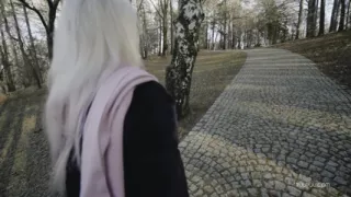 Risky Public Fuck on the Walk with Random Guy From Tinder