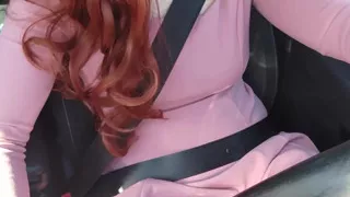 She's driving with a huge speculum in her pussy! This crazy Italian girl named Arty Von has multiple orgasms while driving