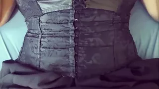 The Gothic Girl Is Hot Right Now and Wants to Play with Her Huge Tits