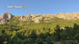 Hot Date with a Sexy Girl Ended in Wild Car Hood Sex