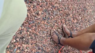 Thick Ebony Thighs N BBW Mature Feet with Plump Juicy Yellow Toes