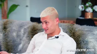 Private com - Do you know how Norah Juliette's face ends up after interviewing the star of the team?