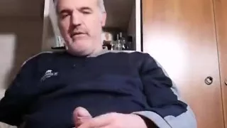 Cum for an Italian