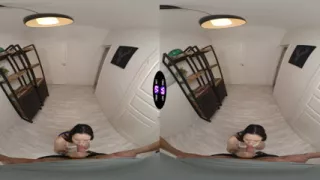 Rihanna Black Drops Her Towel For The Neighbor's Morning Surprise - TeenMegaWorld