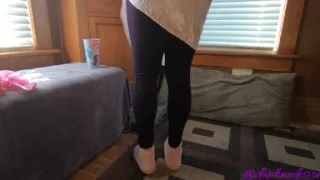Daphne Tease Purple Leggings and Satin Top Shows Her Bum