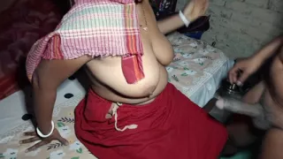 Pani Bhar Gaya chut mein