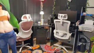 Buttcrack Exposed Dusting Home Office