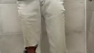 REAL desperation pants pee