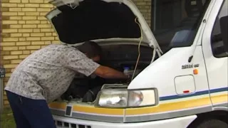 Sex in car with blonde cougar who likes facial end