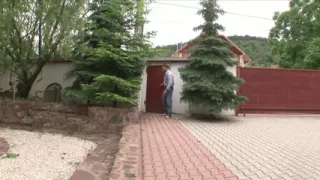 Wife shares big cock and thick cum of husband generously with the maid at home