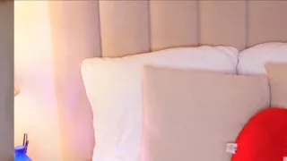 MissyFoxyy Brings Beauty Curves And Heat